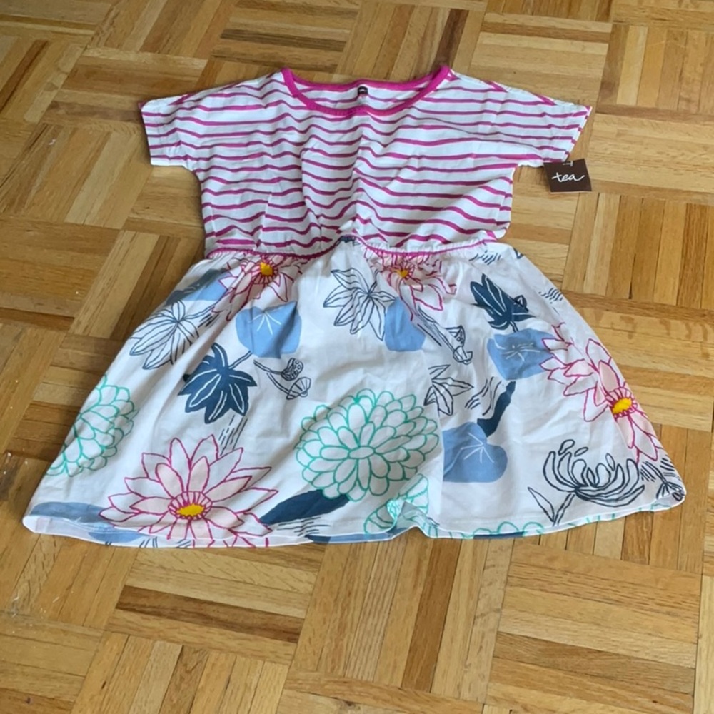 Girls dress, size 7